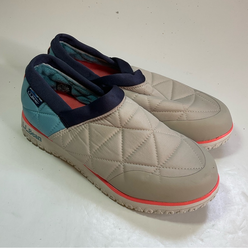 L.L. Bean Women's Ultralight PrimaLoft Slip-Ons Size 10